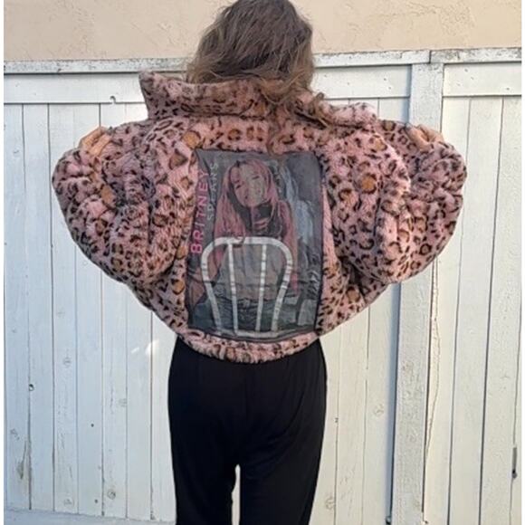 BRITNEY SPEARS 90s Y2K Leopard Faux Fur Jacket Pop Upcycled Retro Vintage Size S - Picture 2 of 13